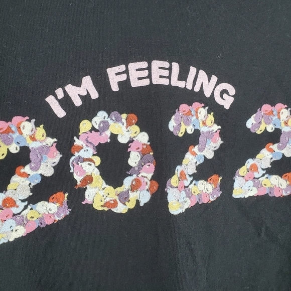 Taylor Swift Tshirt Womens Medium Black 2022 Balloons Swiftie Long Sleeve NYE - Picture 6 of 8